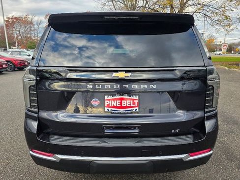 New 2026 Chevrolet Suburban LT w/ Comfort Package image 10