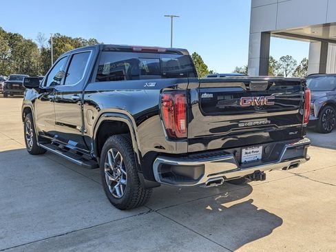 New 2026 GMC Sierra 1500 SLT w/ SLT Premium Package image 8