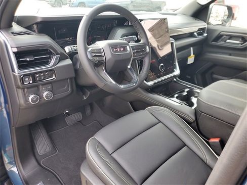 New 2026 GMC Yukon Elevation image 18