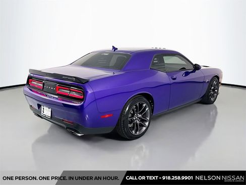 Used 2023 Dodge Challenger R/T Scat Pack RWD image 5