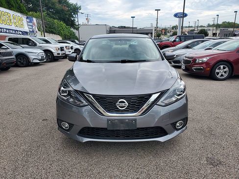Used 2016 Nissan Sentra SR w/ Driver's Assist Package FWD image 2