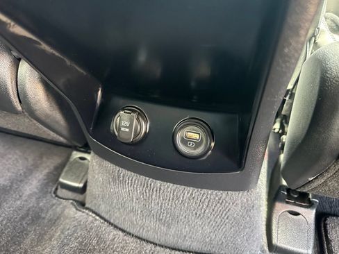 Used 2023 Kia Sorento S w/ Panoramic Sunroof Package AWD/4WD image 22