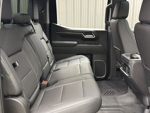 Used 2026 GMC Sierra 1500 SLT w/ SLT Premium Plus Package AWD/4WD image 42