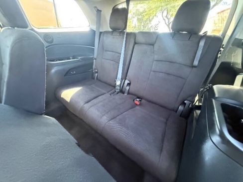 Used 2020 Honda Pilot LX image 19