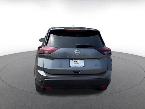 Used 2025 Nissan Rogue SV AWD/4WD image 12