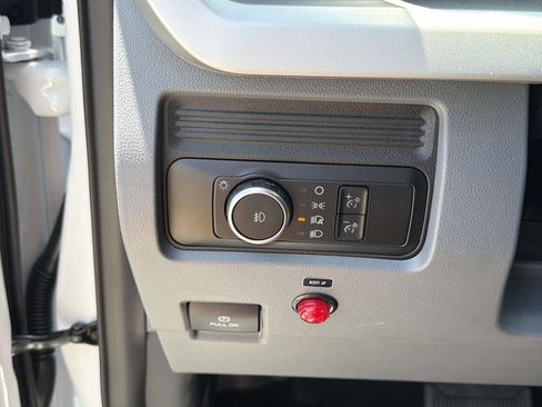 New 2026 Ford F550 4x4 Regular Cab Super Duty image 30