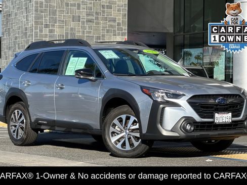 Certified 2025 Subaru Outback Premium image 2