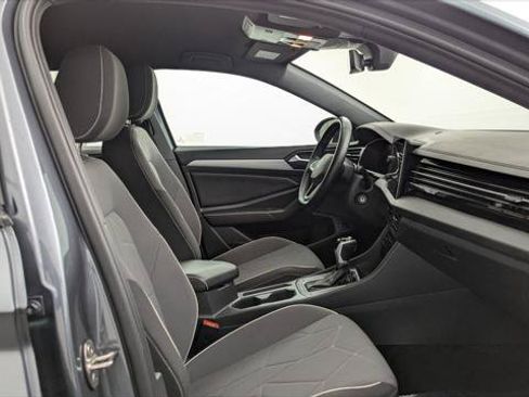 Used 2025 Volkswagen Jetta Sport FWD image 19