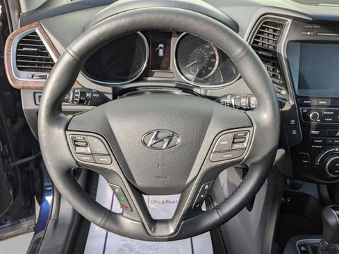 Used 2018 Hyundai Santa Fe Sport image 11