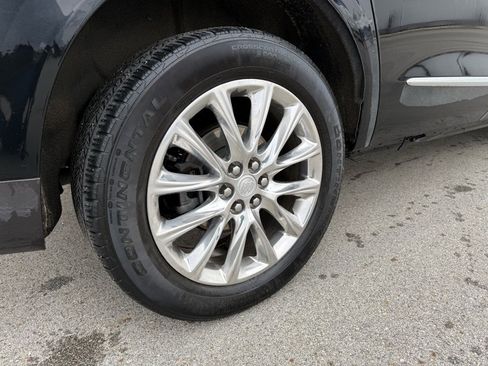 Used 2021 Buick Enclave Essence w/ Sound and Sites Package image 15