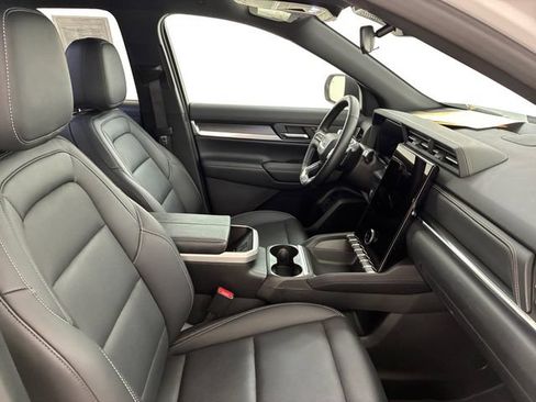 Certified 2026 GMC Terrain Elevation w/ Elevation Premium Package AWD/4WD image 14