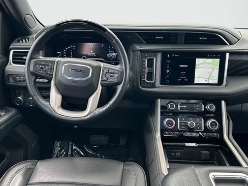 Used 2024 GMC Yukon XL Denali w/ Advanced Technology Package AWD/4WD image 2