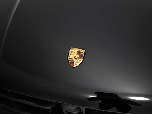 New 2026 Porsche Macan AWD/4WD image 14