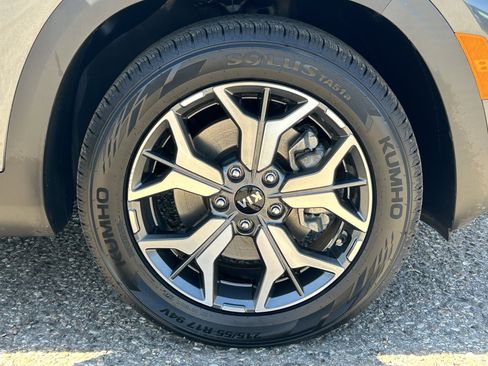 Used 2021 Kia Seltos EX image 8