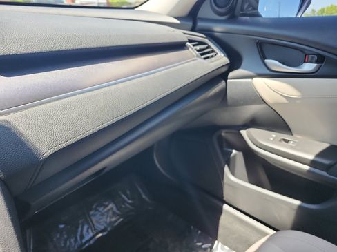 Used 2018 Honda Civic EX-T image 31