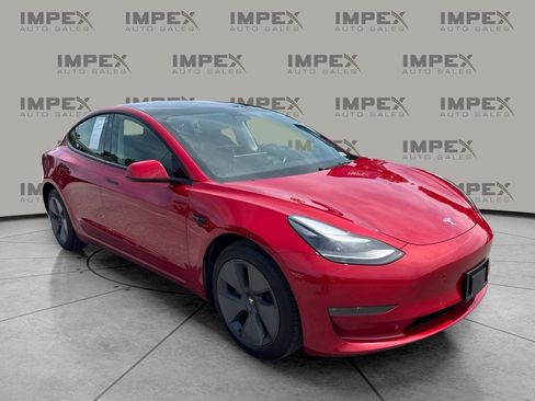 Used 2022 Tesla Model 3 Long Range AWD/4WD image 4