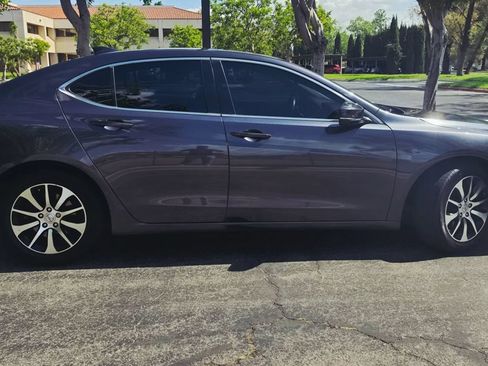 Used 2016 Acura TLX FWD image 3