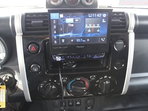 Used 2007 Toyota FJ Cruiser 4WD image 13