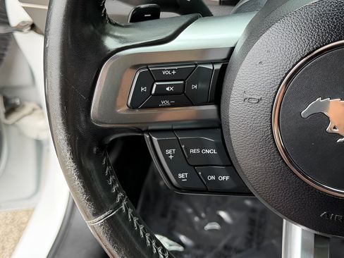 Used 2019 Ford Mustang Premium RWD image 28