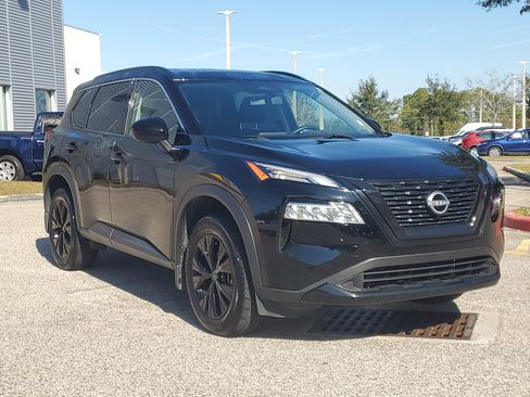 Certified 2023 Nissan Rogue SV w/ SV Premium B Package image 3