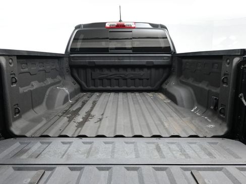 Used 2024 Chevrolet Colorado ZR2 w/ ZR2 Convenience Package III AWD/4WD image 30