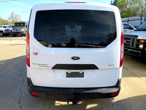 Used 2016 Ford Transit Connect XLT image 5
