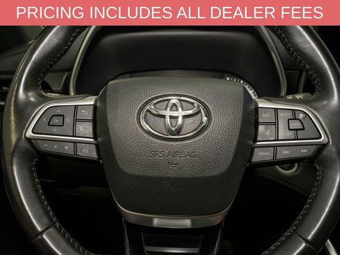 Used 2024 Toyota Highlander XSE AWD/4WD image 21