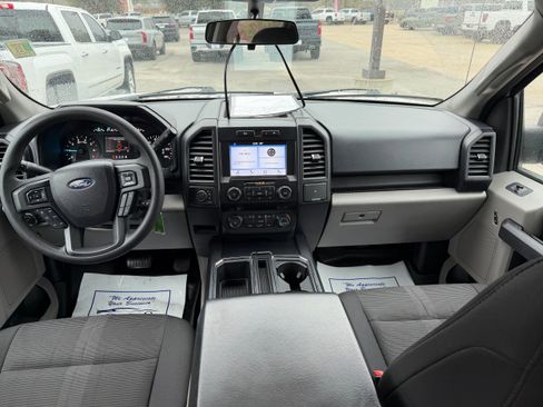 Used 2019 Ford F150 XL w/ Equipment Group 101A Mid AWD/4WD image 13