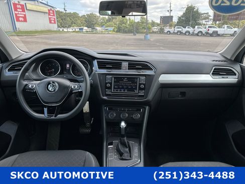 Used 2020 Volkswagen Tiguan S image 15