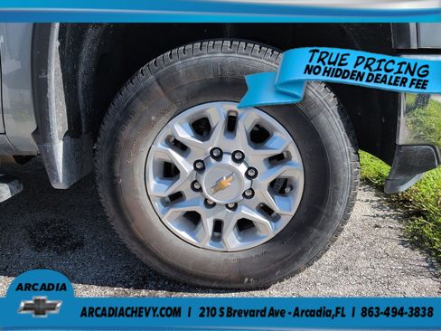 Used 2024 Chevrolet Silverado 2500 LTZ w/ LTZ Premium Package AWD/4WD image 10
