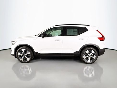 New 2026 Volvo XC40 B5 Plus w/ Protection Package Premier image 4