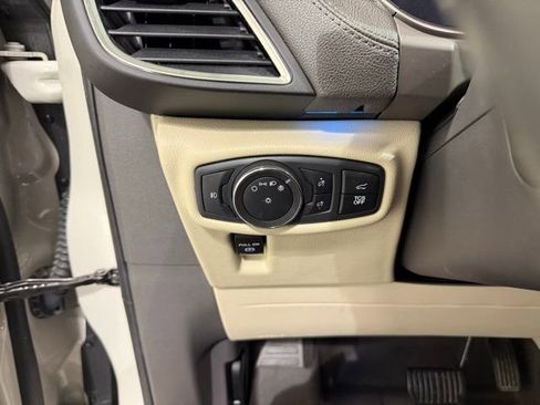 Used 2020 Lincoln Nautilus Reserve image 19