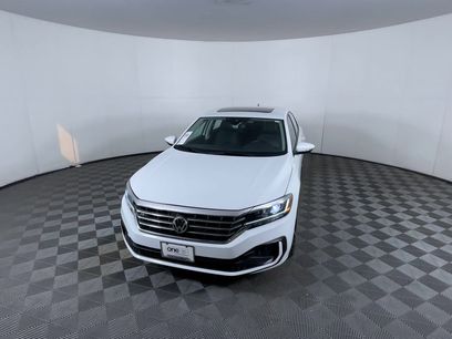 Used 2020 Volkswagen Passat 2.0T R-Line
