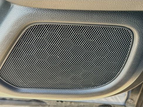 Used 2024 Honda Pilot Touring image 22