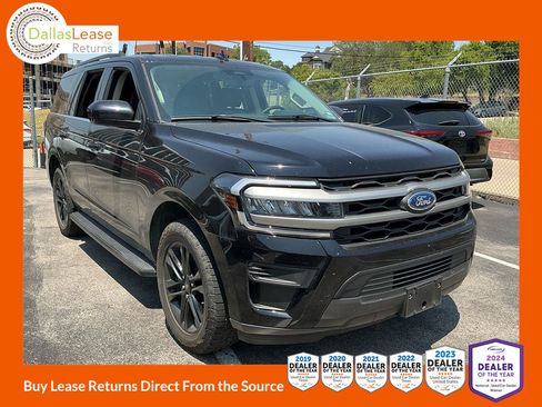 Used 2024 Ford Expedition XLT RWD image 1