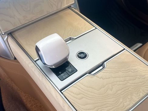 New 2026 Land Rover Range Rover SV image 12