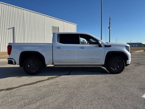 Used 2022 GMC Sierra 1500 Denali Ultimate image 7