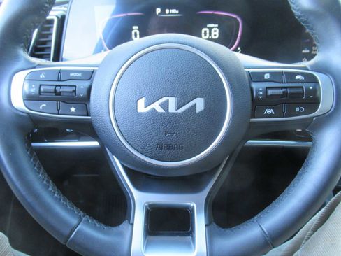 Used 2023 Kia Sportage EX image 20