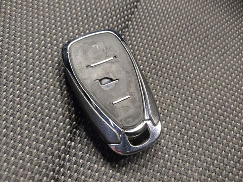 Used 2019 Chevrolet Traverse LS image 32