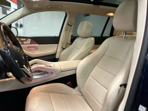 Used 2022 Mercedes-Benz GLS 450 4MATIC image 15