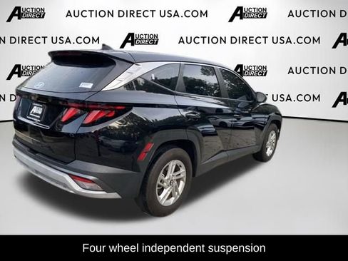 Used 2025 Hyundai Tucson SE FWD image 6