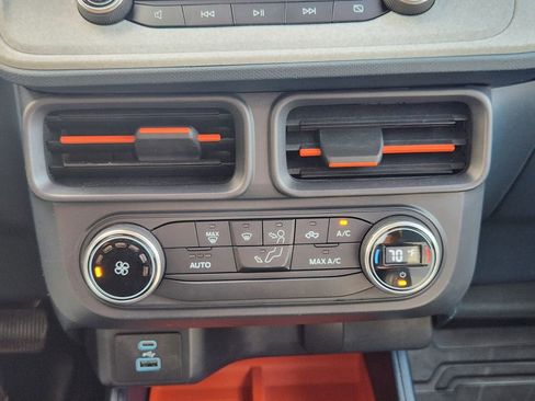 Used 2022 Ford Maverick XLT image 18