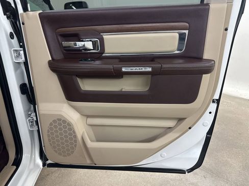 Used 2017 RAM 1500 Laramie w/ Convenience Group image 23