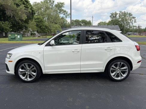 Used 2018 Audi Q3 2.0T Premium w/ Convenience Package AWD/4WD image 4
