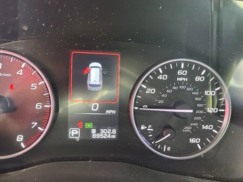Used 2023 Subaru Ascent Limited AWD/4WD image 5