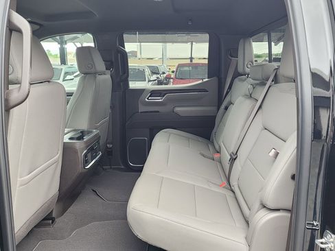 New 2026 GMC Sierra 1500 SLT w/ SLT Premium Plus Package AWD/4WD image 42