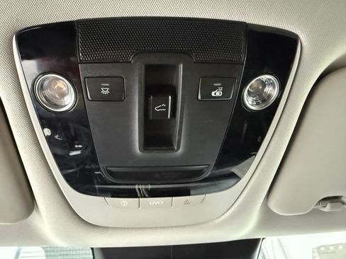 Used 2021 Kia Seltos SX w/ SX Sunroof Package AWD/4WD image 12