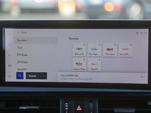 Used 2024 Lexus ES 300h F Sport w/ Accessory Package (Z2) image 13