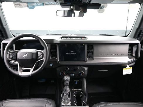 New 2025 Ford Bronco Badlands AWD/4WD image 32