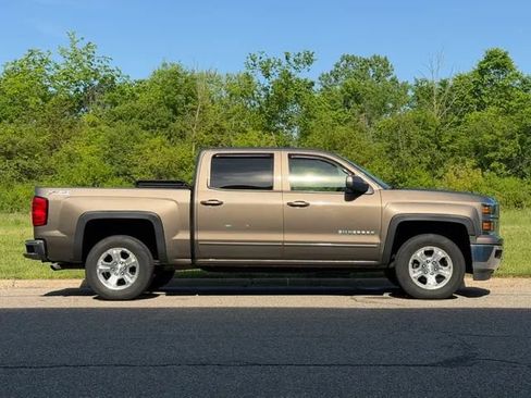 Used 2015 Chevrolet Silverado 1500 LT w/ All Star Edition AWD/4WD image 33